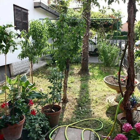 Belvedere Apartment *